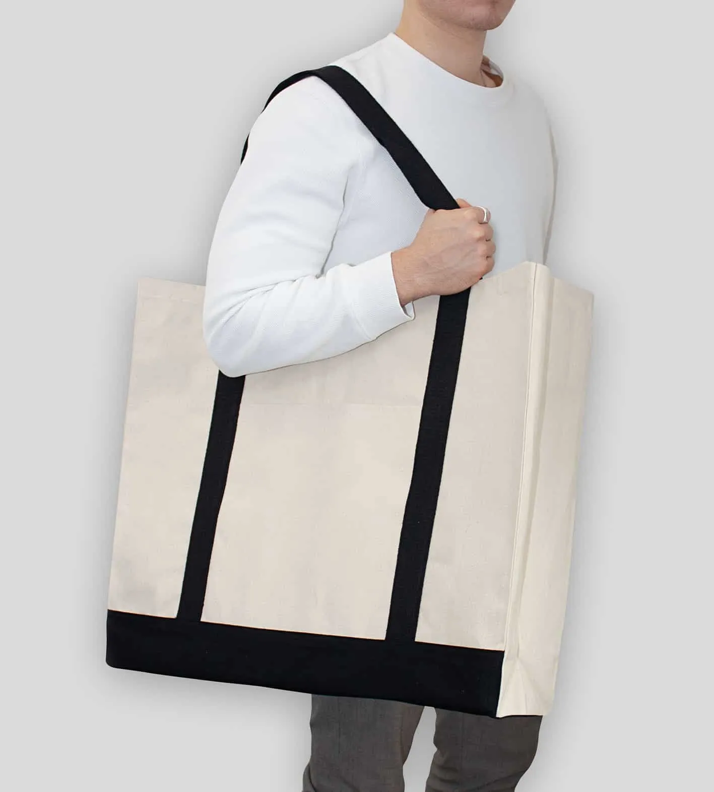 MARBELLA – Große Canvas-Tasche mit Boden- und Seitenfalte sowie Fronttasche (60 x 50 cm)
