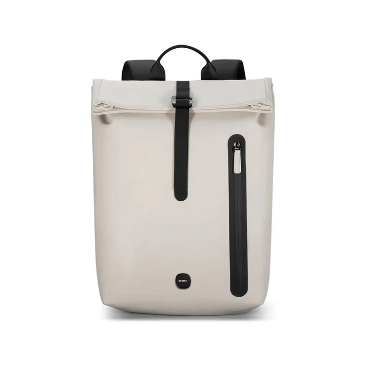MagPack „Courier“ Laptop-Rucksack | Lasergravur auf Metallplättchen