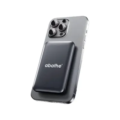 MagPower® Snap Exclusive – 5.000 mAh MagSafe Powerbank mit 15 W Wireless Charging & Lasergravur