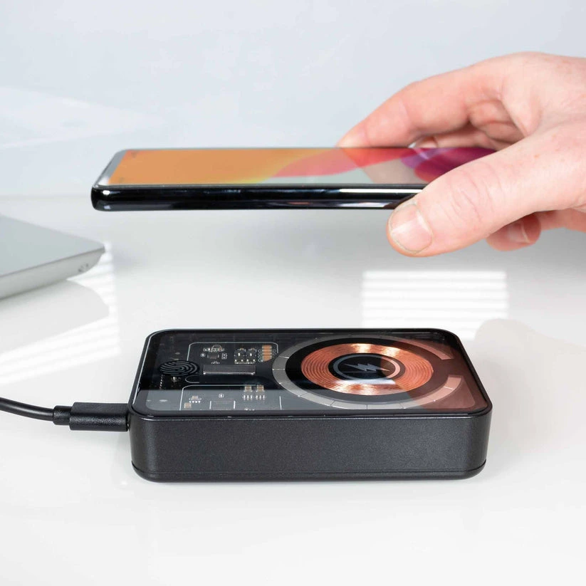 MagPower® Transparent 10.000mAh – MagSafe Powerbank mit Wireless Charger