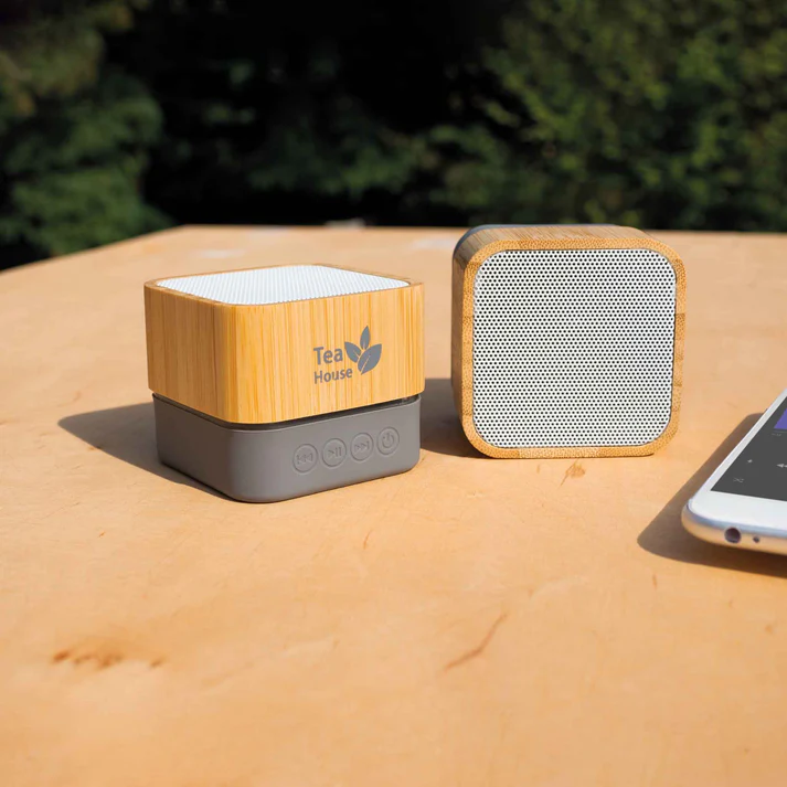 MagSpeaker® Bamboo – Eco Bluetooth® 5.0 Lautsprecher aus Bambus mit individueller Lasergravur