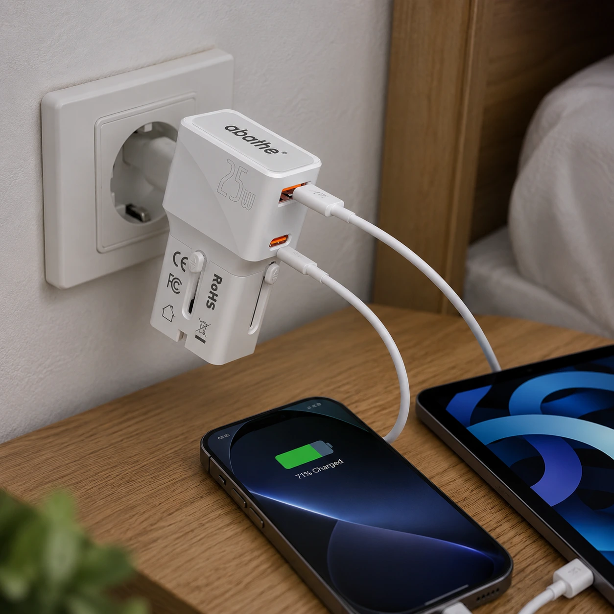 MagTravel® Pocket – Universal Reiseadapter mit 25W Fast Charging