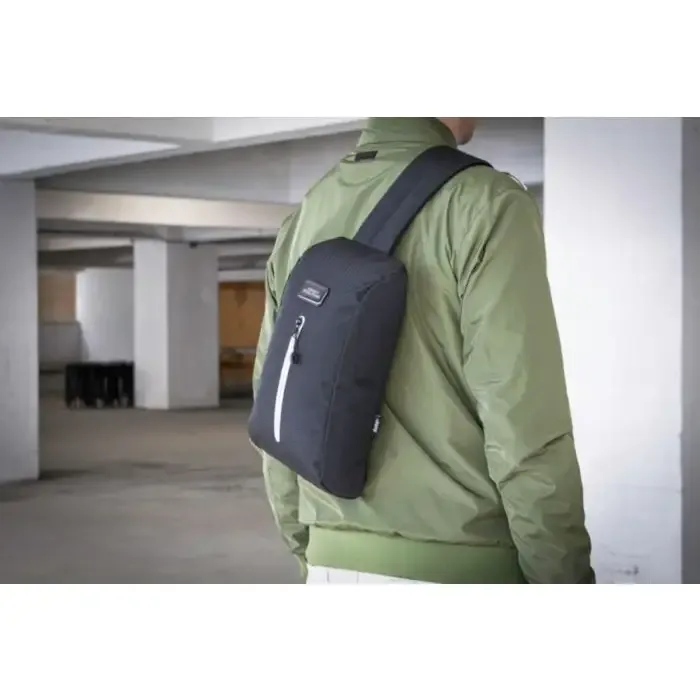 BrandCharger Riemen-Rucksack | Recyceltes PET | Wasserdichter Sling-Rucksack