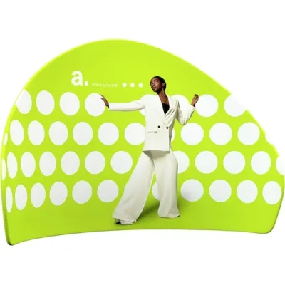 Gebogene Messewand 330 cm