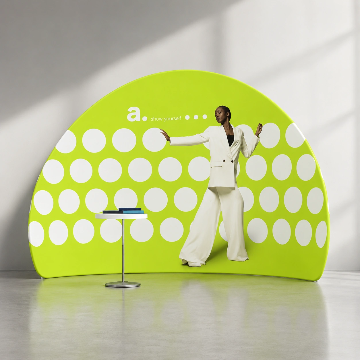 Gebogene Messewand 330 cm