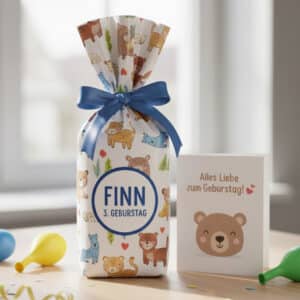 Personalisierte Kinderflasche als Geschenk verpackt