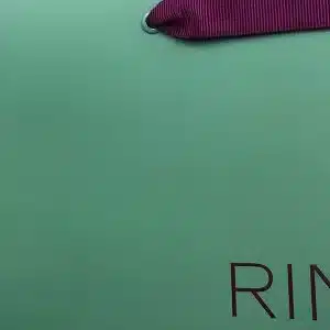 Papiertasche mit Matt Laminierung